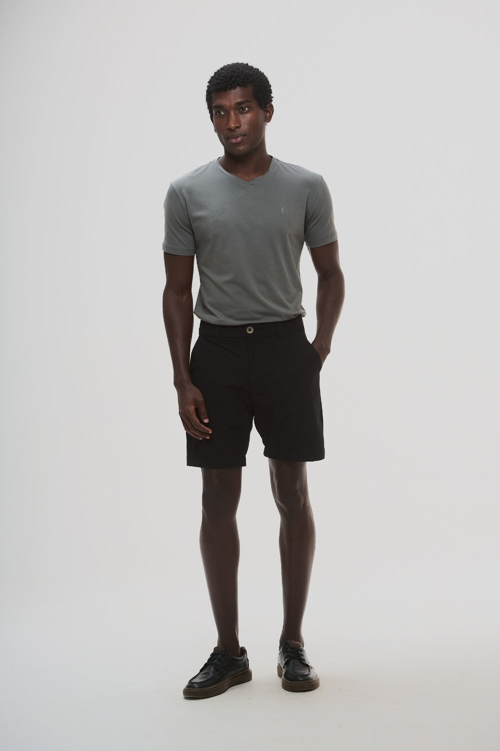 Short · Alfaiataria Reto · Preto