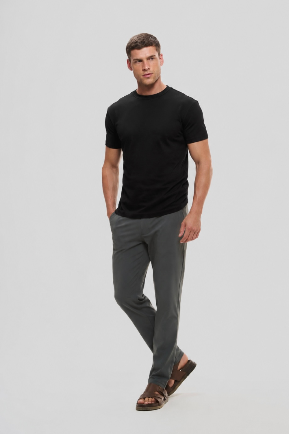 Camiseta Raiz Gola Média · Preto Essência – Algodão Egípcio